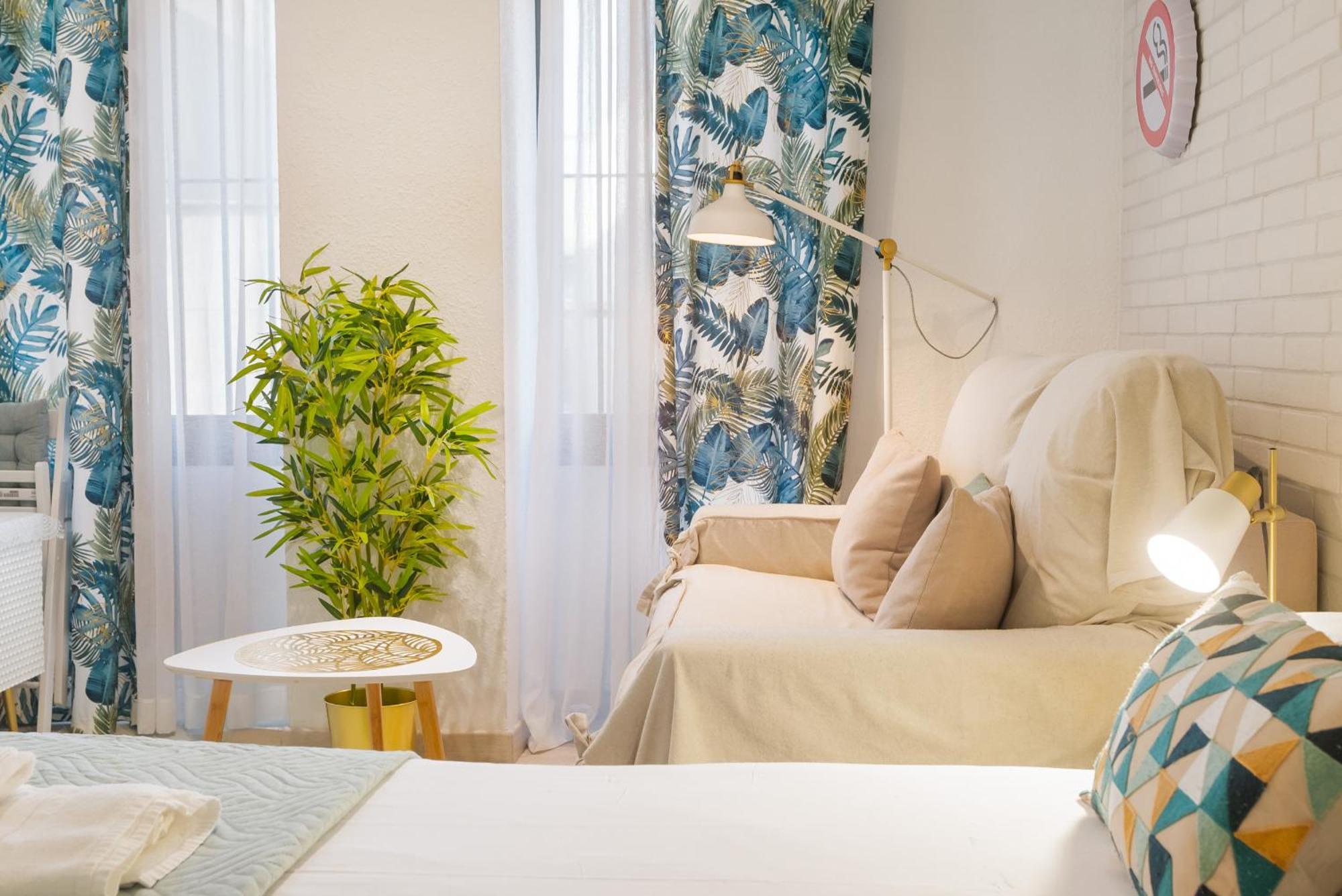 Comfortable And Functional In Triana Appartement
