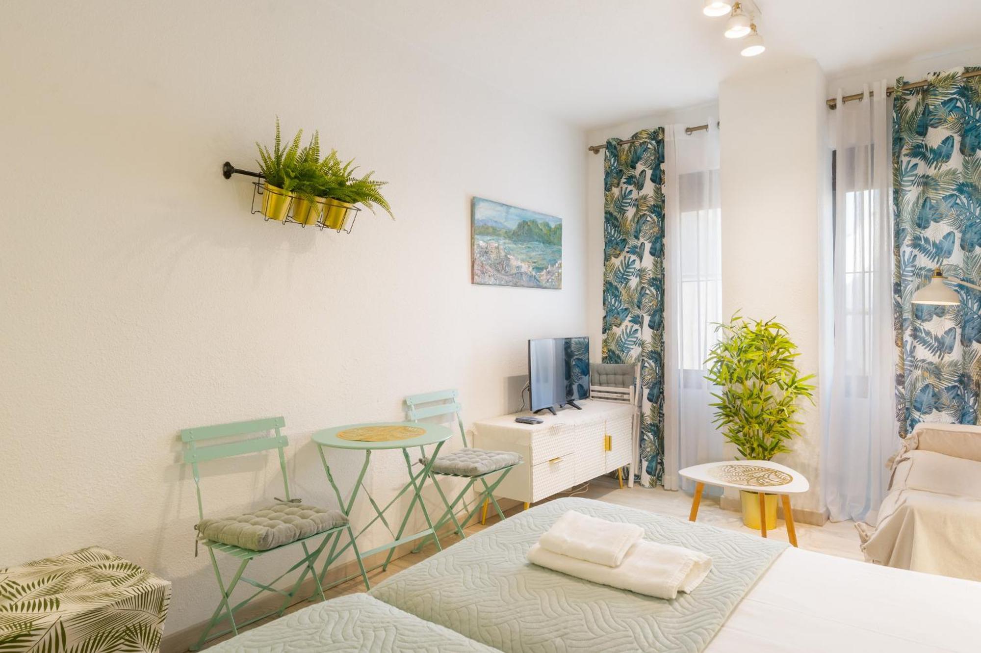 Comfortable And Functional In Triana Sevilla